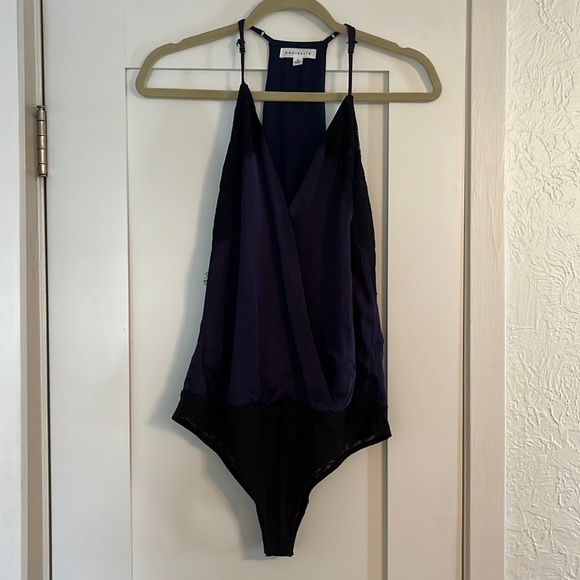 Body (combinaison) SOCIALITE - Couleur Camel, Col Carré, Taille M, Neuf Avec étiquettes